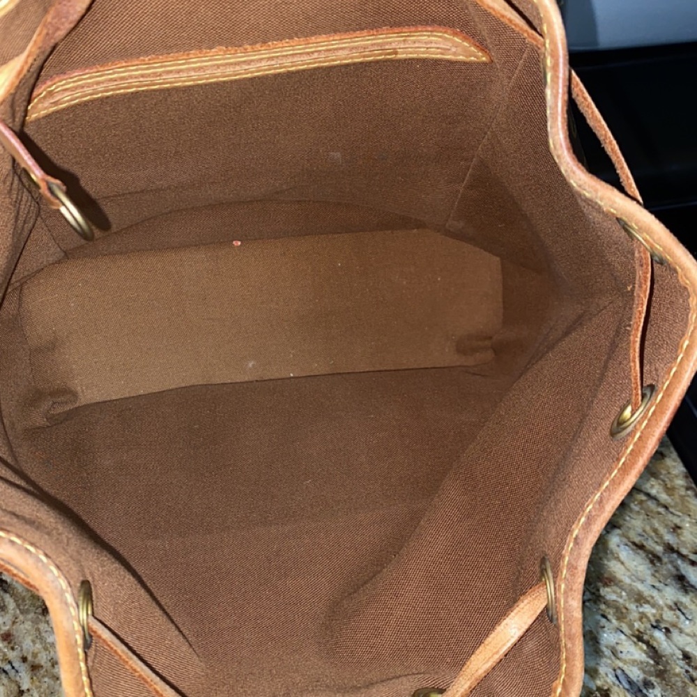 Louis Vuitton Montrouris Backpack - Picture 2 of 5